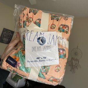 Dream Jamms hippie bus floral reversible bamboo blanket